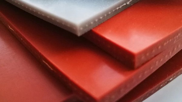 了解這款設(shè)備，切割硅膠板很簡單！