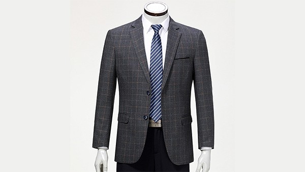 全自動(dòng)服裝裁剪機(jī)有哪些優(yōu)勢(shì)