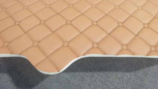 汽車腳墊全自動(dòng)切割