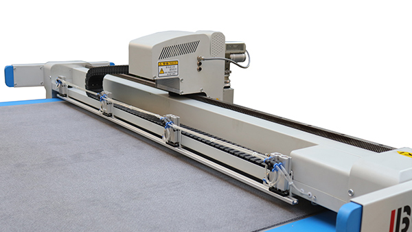 一種用來(lái)切割Pvc薄膜的設(shè)備